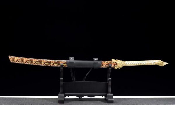 GoldenFlameWolfSword_5