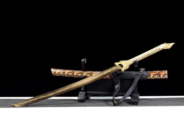 GoldenFlameWolfSword_6