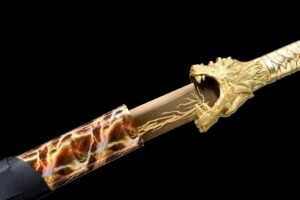 GoldenFlameWolfSword_9